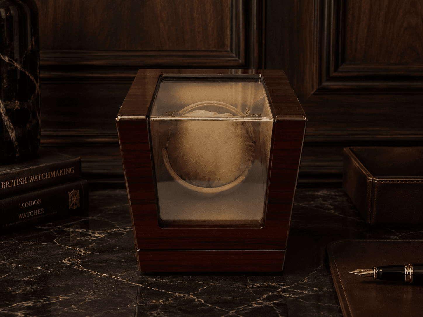 Robert Taylor Brooklands watch winder — Piano Brown.